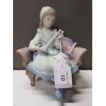 LLADRO FIGURE 6183 PREPARING FOR THE SABBATH