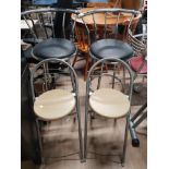 2 PAIRS OF KITCHEN STOOLS ONE SET WITH CHROME BASE