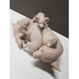 LLADRO FIGURE 5228 PLAYFUL PIGLETS SAS DAMAGE TO PIGLETS EAR