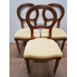 A SET OF 6 BALLOON BACK DINING CHAIRS WITH FLUTED LEGS