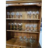 4 SETS OF DRINKING GLASSES TOGETHER WITH VINTAGE HAND PAINTED LEMONADE SET