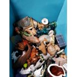 A BOX CONTAINING ASSORTED ANIMAL ORNAMENTS ETC