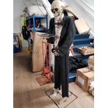 TALKING BATTERY OPERATED SKELETON BUTLER