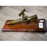 MOUNTED BRASS SPIGOT TAP FOR BEER BARREL