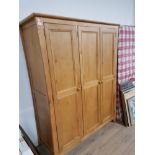 LOVELY LIGHT OAK TRIPLE DOOR WARDROBE