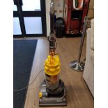 DYSON DC 14 UPRIGHT VACUUM CLEANER