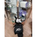 ELECTRIC PEAVEY RAPTOR GUITAR WITH CARRY BAG
