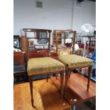 A PAIR OF ANTIQUE REGENCY INLAID SATIN WOOD CHAIRS WITH SPADE FEET