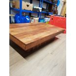 LOW RECTANGULAR MANGO WOOD COFFEE TABLE