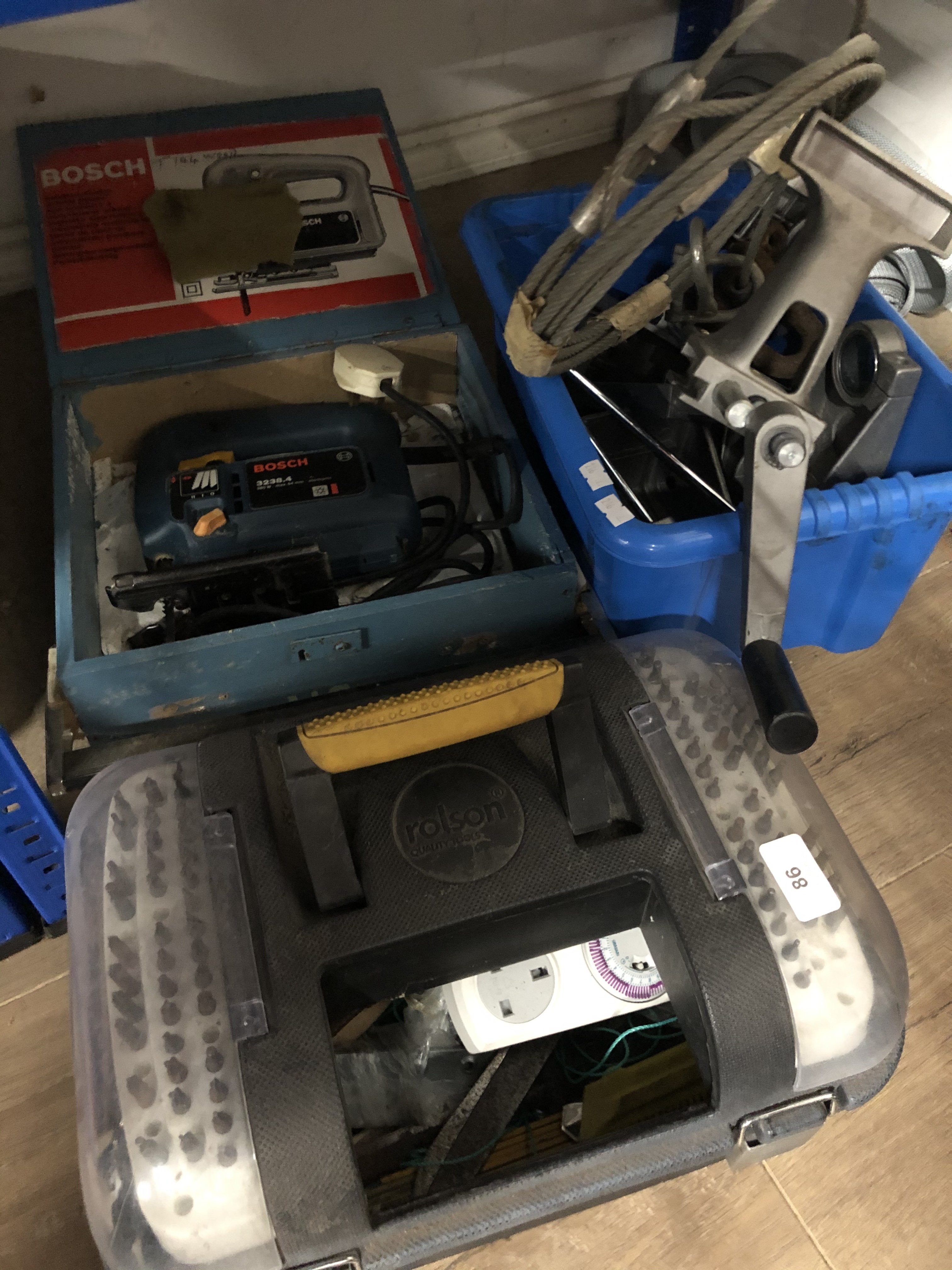 BOSCH JIGSAW TOGETHER A TOOLBOX AND CONTENT