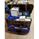 2 SUITCASES CONTAINING BOXED RINGTONS WARE ETC