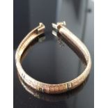 18CT GOLD BRACELET 18.5CM LONG AND 21G IN WEIGHT