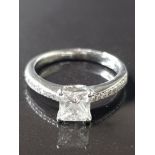 PLATINUM PRINCESS CUT DIAMOND RING 1.04CT HRD CERTIFIED CLARITY VVS1 COLOUR GRADE WHITE FINISH GRADE