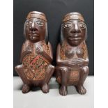 2 PERUVIAN SQUATING TERRACOTTA FIGURES OF THE KING AND QUEEN