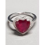 SILVER RED AND WHITE CZ HEART RING SIZE Q