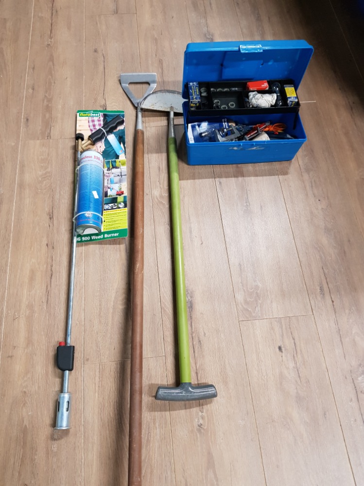 A LOT INC GARDEN HOE WEED BURNER TOOLBOX WITH CONTENT ETC
