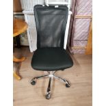 MODERN OFFICE CHAIR WITH CHROME BASE