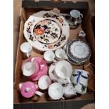 BOX OF MISCELLANEOUS CHINA INCLUDES PINK AYNSLEY AND MASONS MANDARIN PLATE ETC