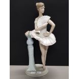 LLADRO FIGURE 6371 EN POINTE BALLERINA