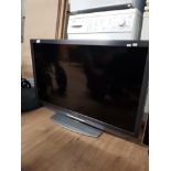 3D 40INCH TV WITH REMOTE AND 3D GLASSES