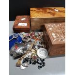 3 JEWELLERY BOXES OF WHICH 1 CONTAINS MISCELLANEOUS COSTUME JEWELLERY BADGES ETC