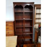 MODERN MAHOGANY EFFECT BOOK CASE