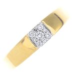 An 18ct gold diamond cluster ring.