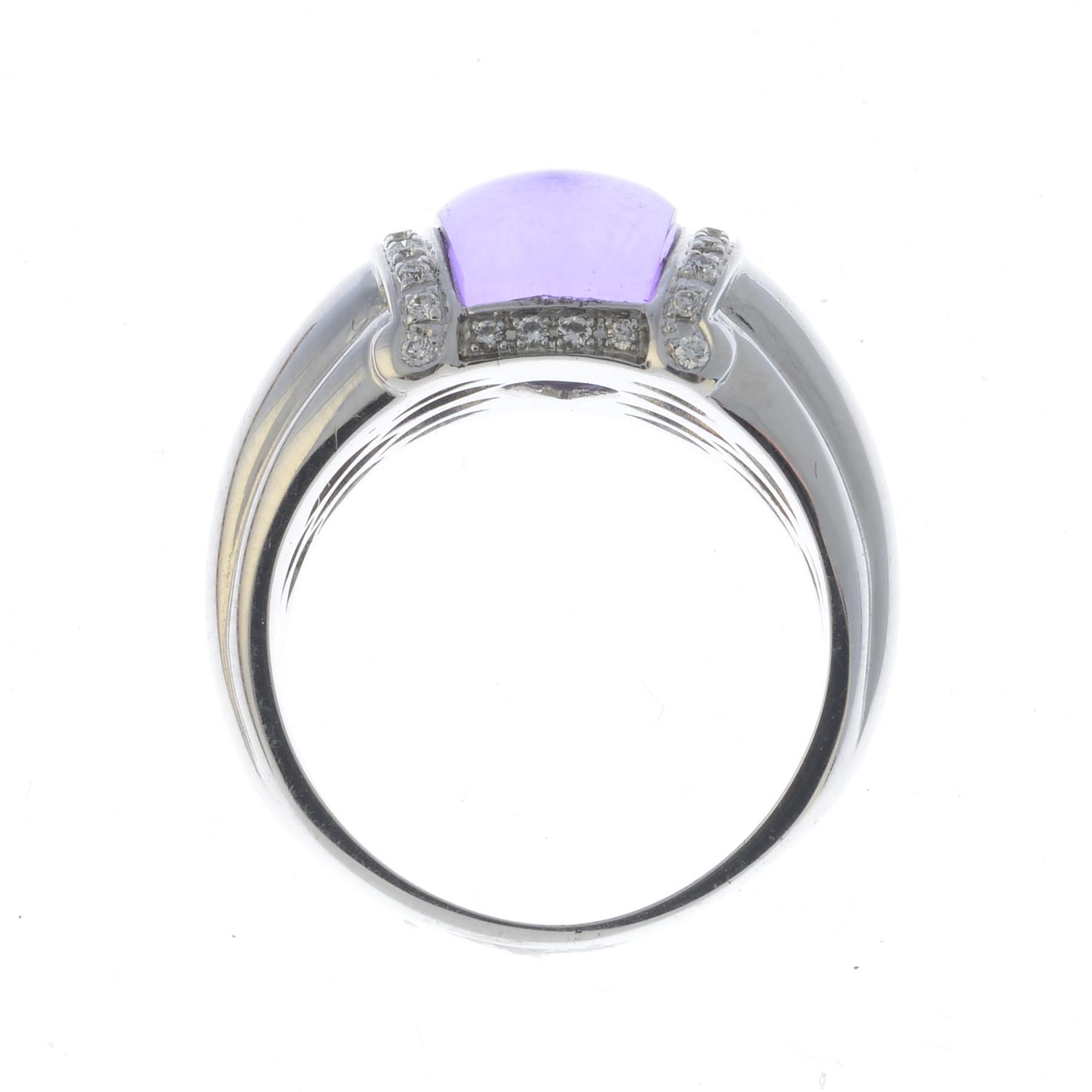 An 18ct gold amethyst and diamond ring. - Image 2 of 3