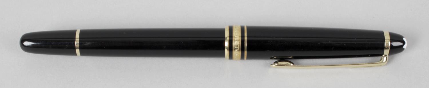 A Montblanc Meisterstuck fountain pen,