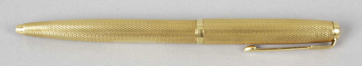 An 18ct gold cased Parker ballpoint pen,