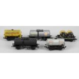 A mixed selection of 00 gauge model railway items,