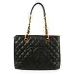 CHANEL - a Grand Shopping Tote.