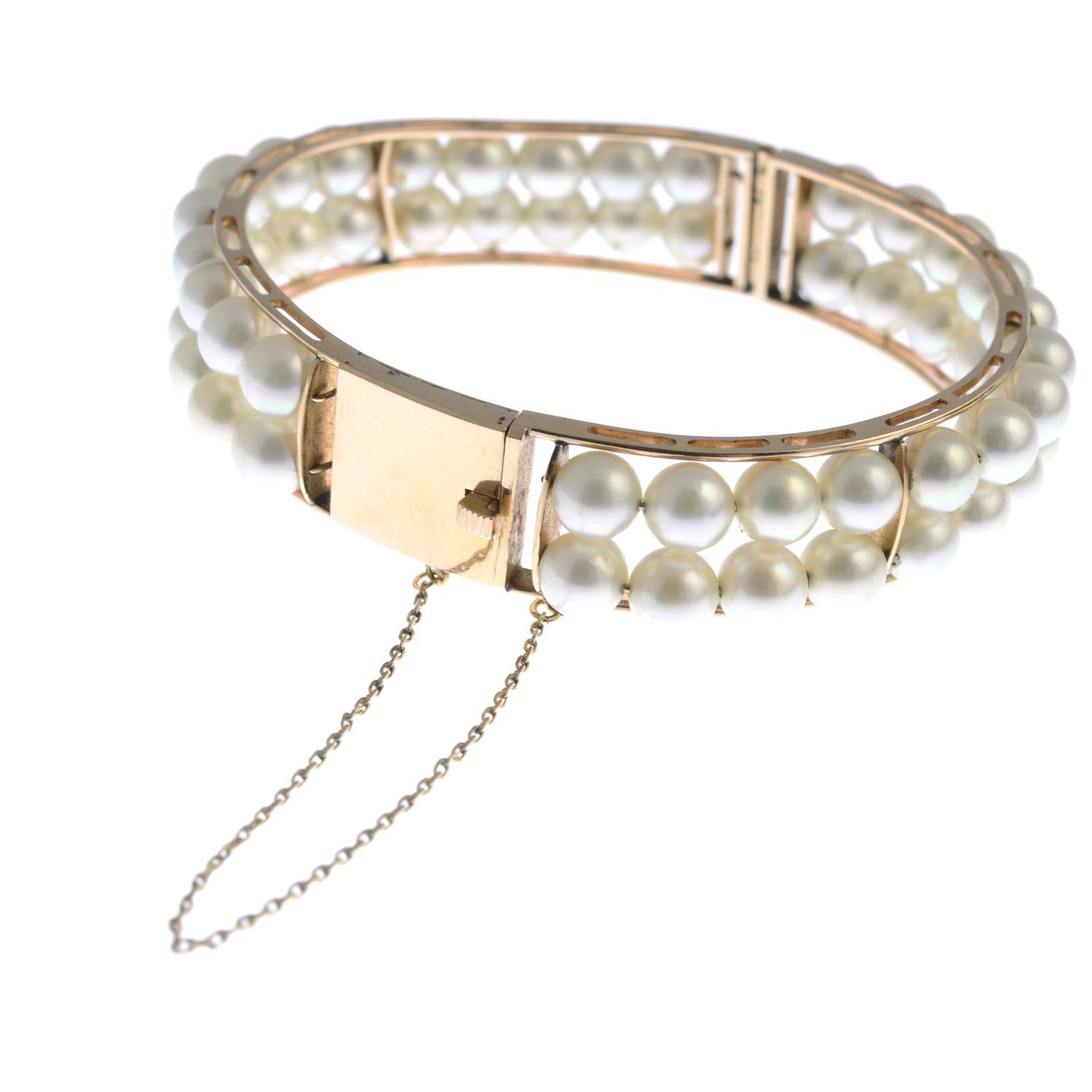 A cultured pearl hinged bangle. - Image 3 of 3