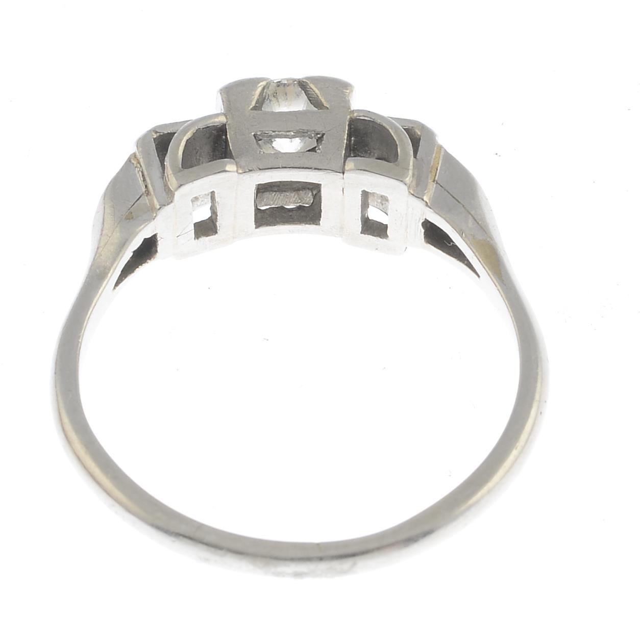 A diamond dress ring. - Image 2 of 3