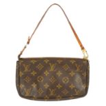 LOUIS VUITTON - a Monogram Pochette Accessoires handbag.