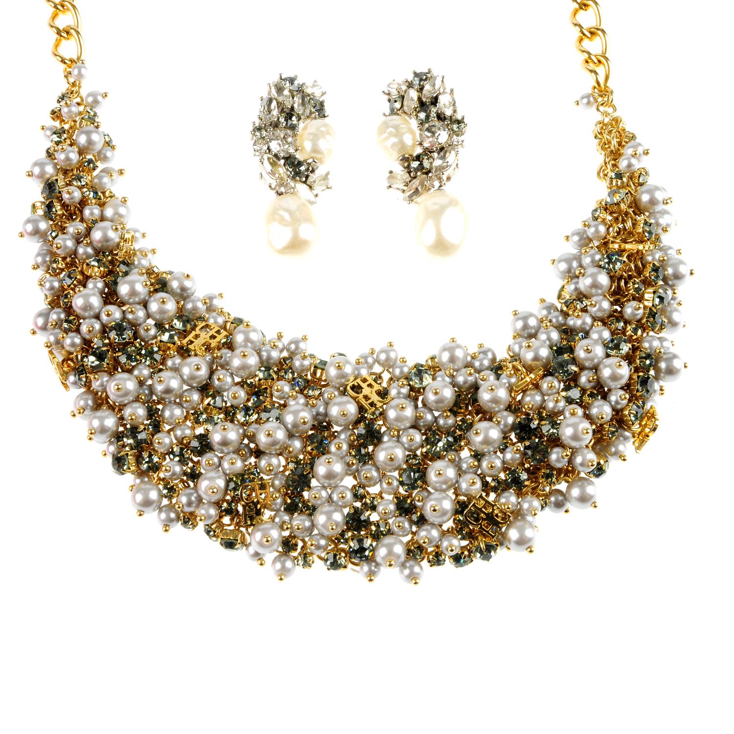 CAROLINA HERRERA - a selection of costume jewellery. - Image 2 of 3