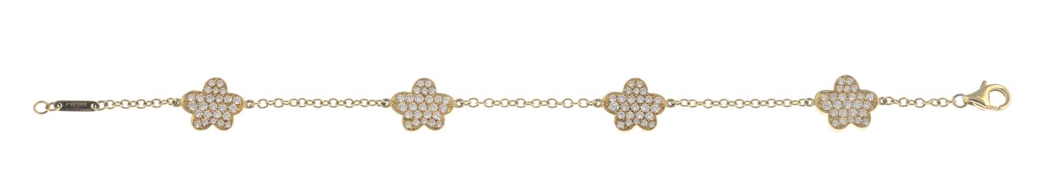 An 18ct gold bracelet, - Image 2 of 3