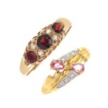 Four rings, variously set with diamonds, garnet sapphire and further gemstones.