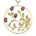 A 9ct gold garnet pendant,