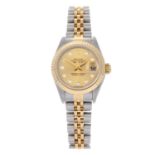 ROLEX - a lady's Oyster Perpetual Datejust bracelet watch.