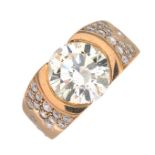 An 18ct gold diamond dress ring.