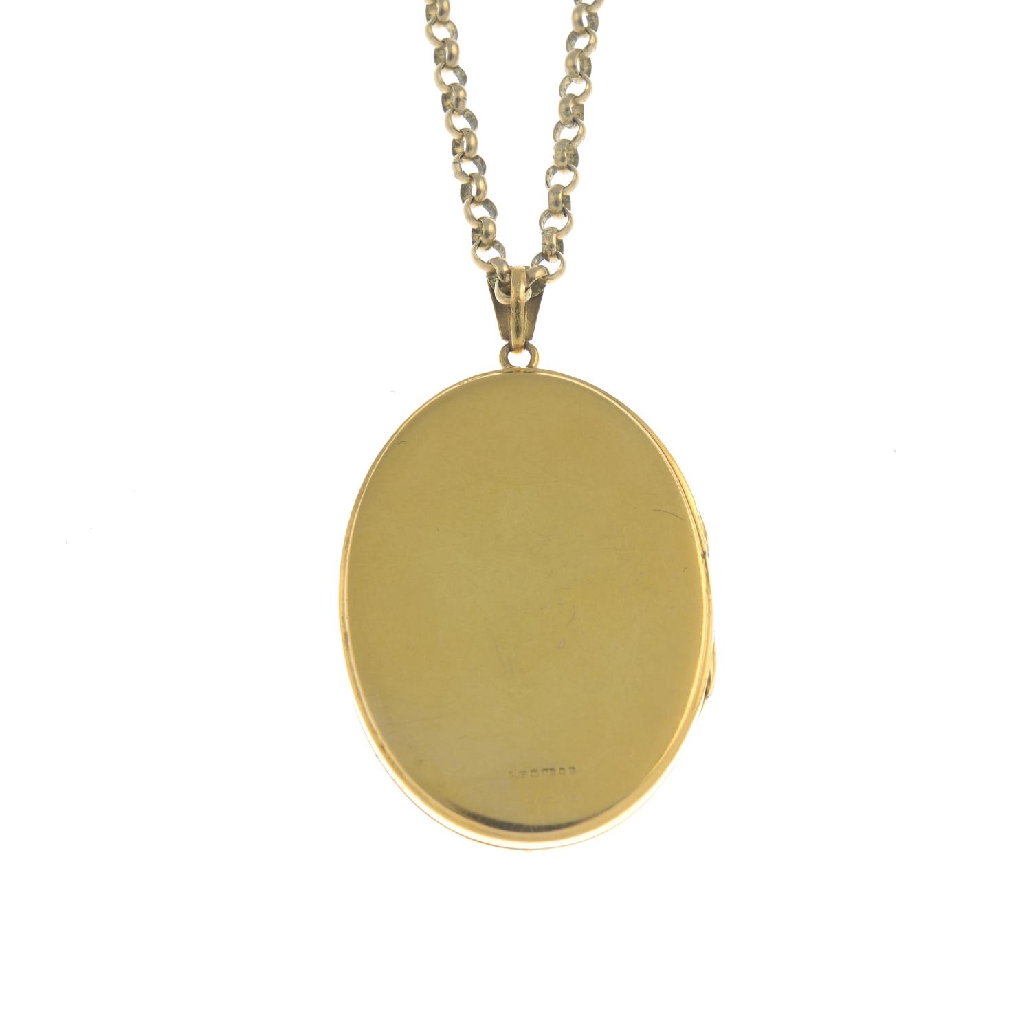 A 9ct gold locket, - Image 2 of 3