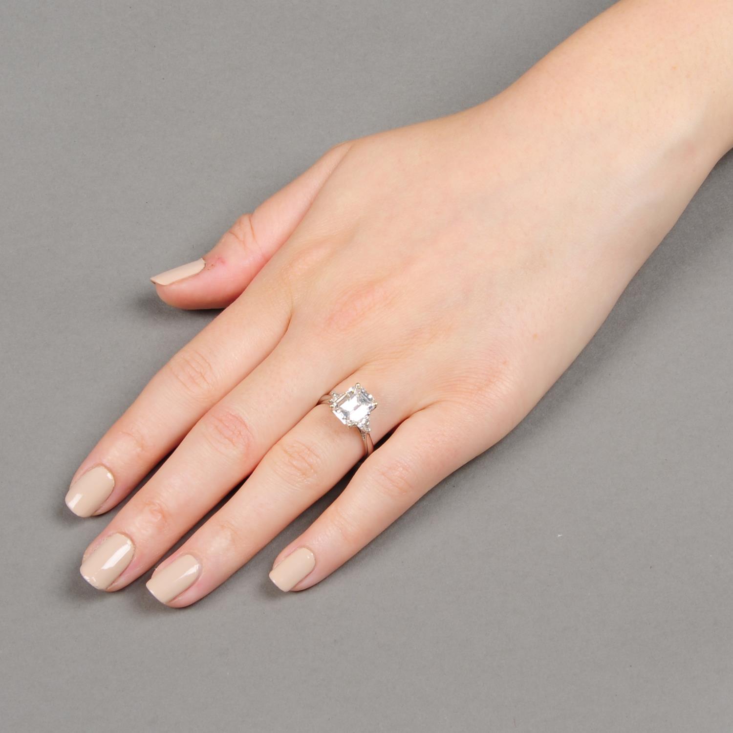 An 18ct gold rectangular-shape diamond single-stone ring, with triangular-shape diamond sides. - Image 3 of 3