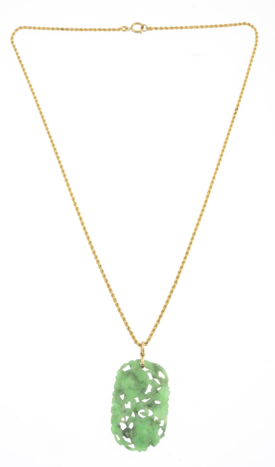 A jade pendant, suspended from a rope-link chain. - Image 2 of 4