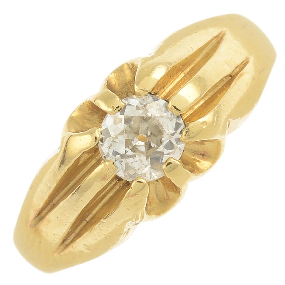 An 18ct gold old-cut diamond single-stone ring.Estimated diamond weight 0.50ct,
