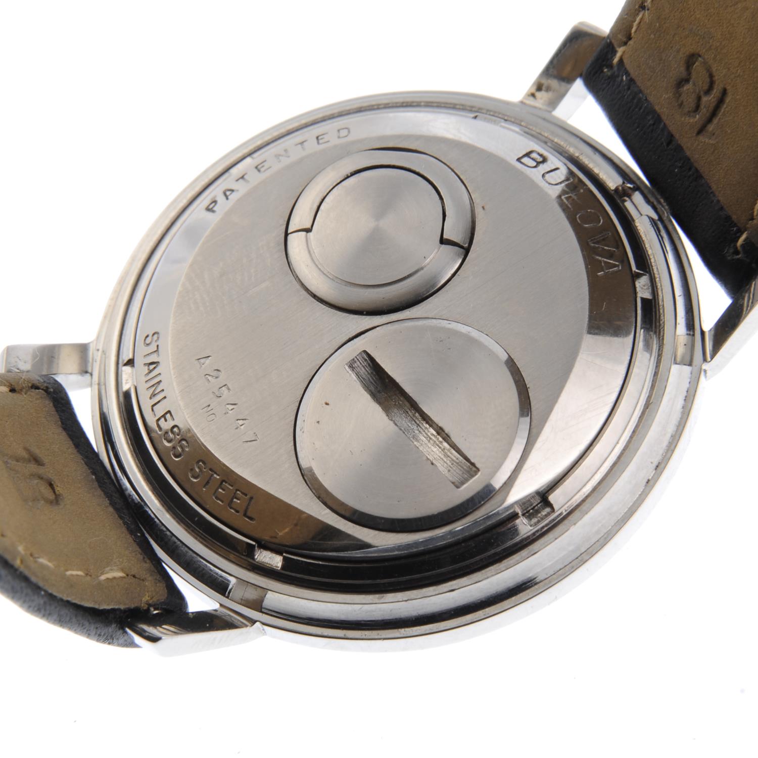 BULOVA - a gentleman's Accutron Spaceview wrist watch. - Image 2 of 3