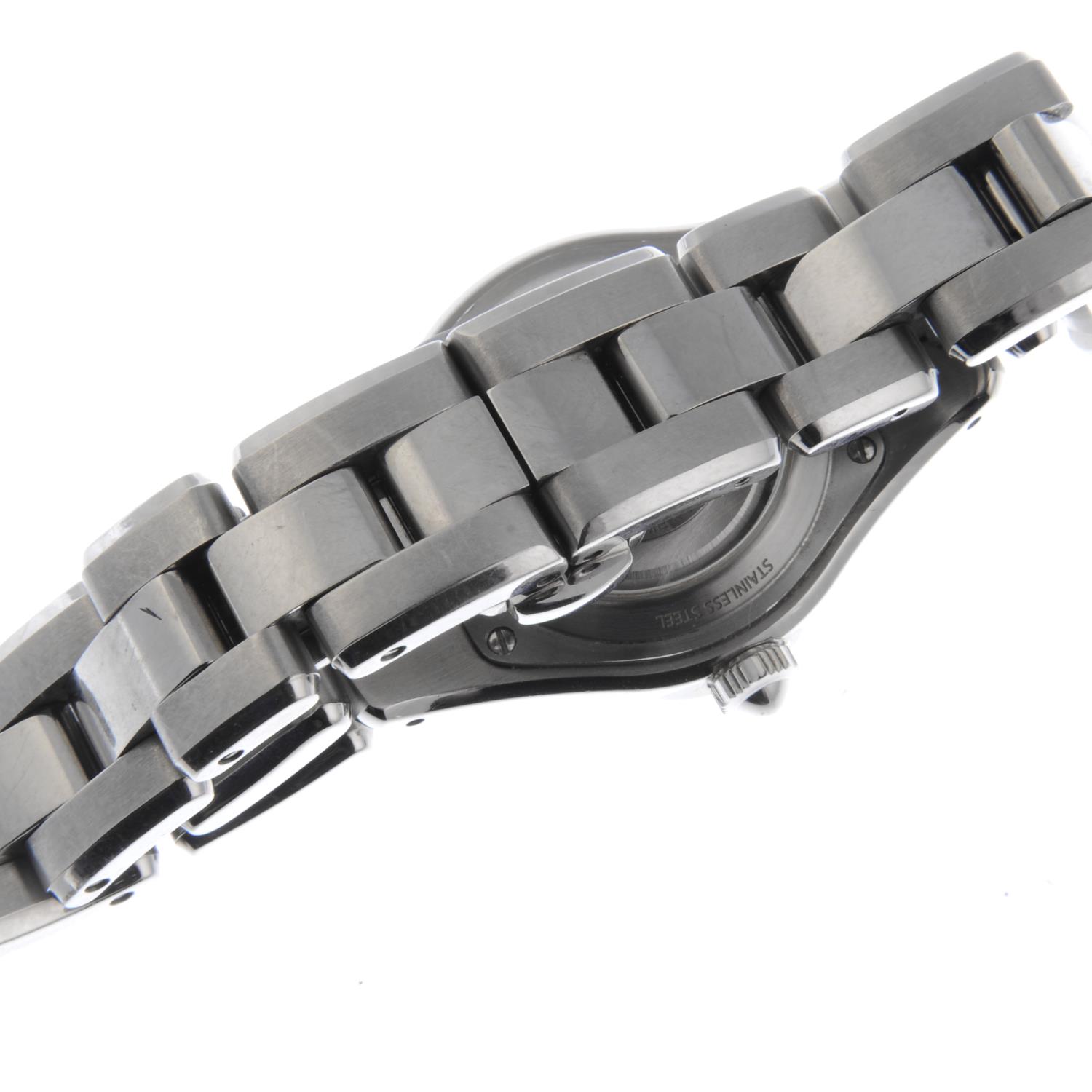 BAUME & MERCIER - a lady's Linea bracelet watch. - Image 2 of 6