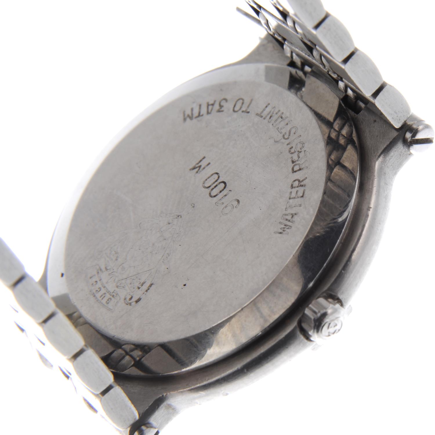 GUCCI - a gentleman's 9100M bracelet watch. - Image 3 of 4