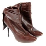 ALEXANDER MCQUEEN - a pair of ankle boots.