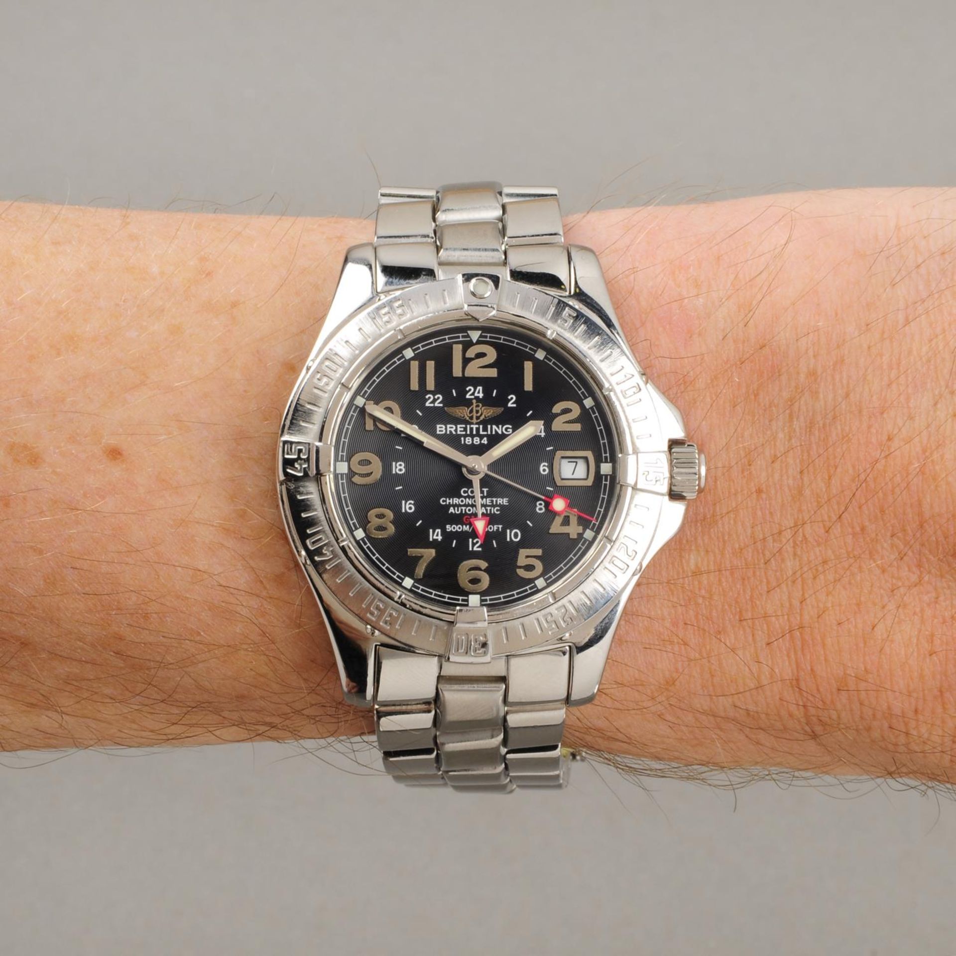 BREITLING - a gentleman's Colt GMT bracelet watch. - Image 3 of 5